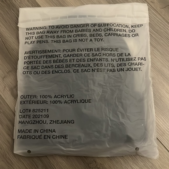 Justin Bieber x Tim Hortons Beanie - Picture 2 of 2